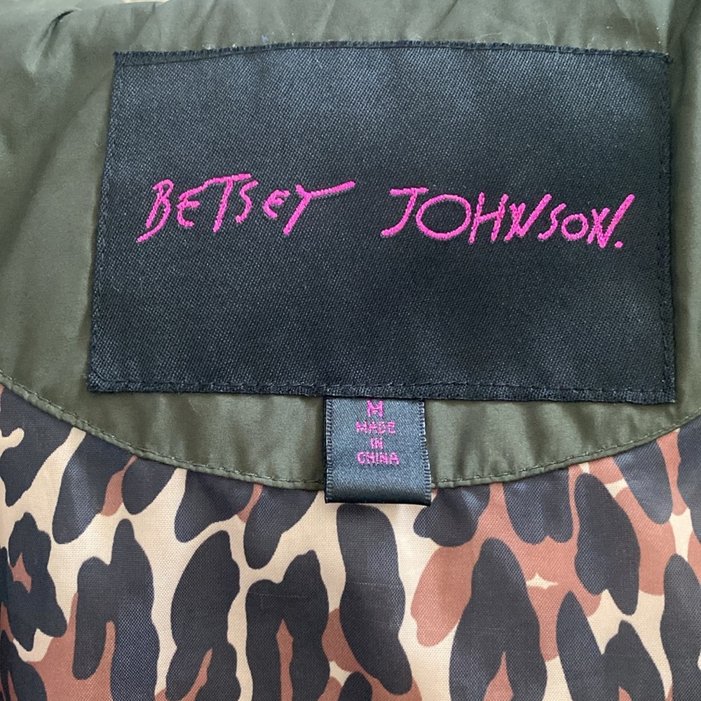 Betsy Johnson coat EXCELLENT condition - Picture 13 of 14